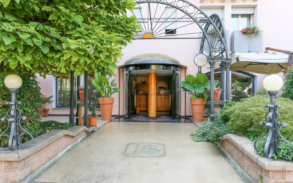 Hotel Sporting Tabiano Terme Экстерьер фото